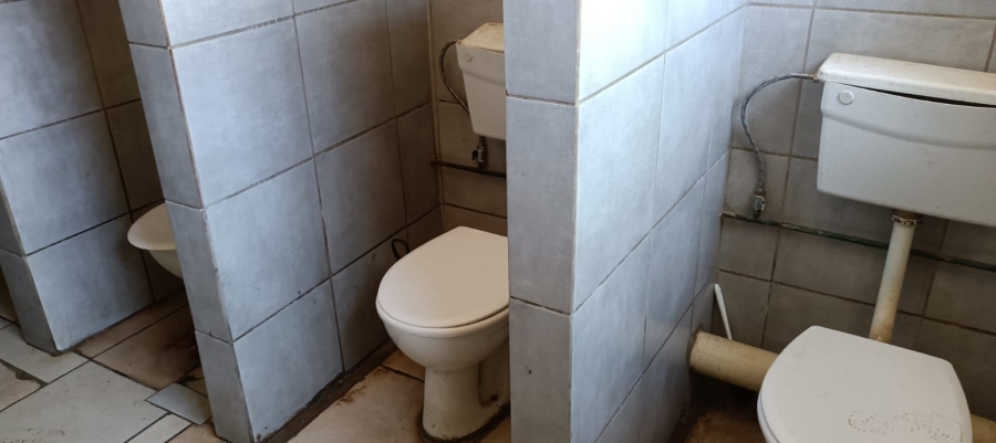 To Let commercial Property for Rent in Klerksdorp Industrial North West
